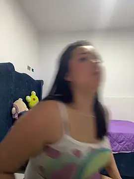 Snapshot of Koral_anyelith chatting on February 2, 2026, 5:22 pm Koral anyelith online show from February 2, 2026, 5:22 pm