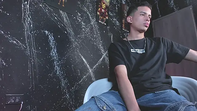 JuanSixx online show from November 6, 2025, 8:32 pm