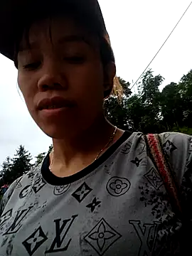 nhinhi-sexy online show from October 29, 2025, 9:22 am