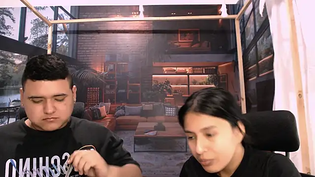 Charly and laura online show from October 4, 2025, 7:01 pm