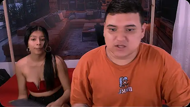 Charly and laura online show from October 27, 2025, 7:07 pm