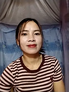 Snapshot of lmc-zz chatting on April 12, 2026, 1:05 pm lmc-zz online show from April 12, 2026, 1:05 pm