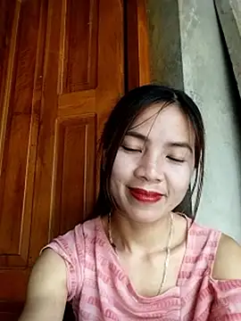 Snapshot of lmc-zz chatting on April 15, 2026, 4:52 am lmc-zz online show from April 15, 2026, 4:52 am