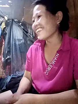 bree-zz online show from December 23, 2025, 5:38 am