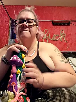 violentviolet68 online show from March 3, 2026, 6:36 pm