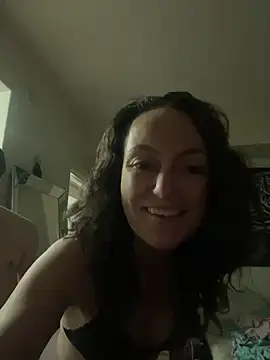 Snapshot of sexybriiiixoxo chatting on February 13, 2026, 6:09 am sexybriiiixoxo online show from February 13, 2026, 6:09 am