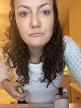 Snapshot of sexybriiiixoxo chatting on March 26, 2026, 4:07 am sexybriiiixoxo online show from March 26, 2026, 4:07 am