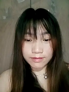 min-xinh online show from March 22, 2026, 9:51 pm