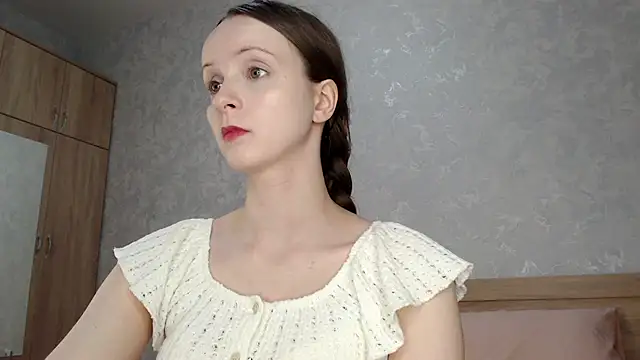 Yourplayfulspark online show from November 5, 2025, 12:32 am