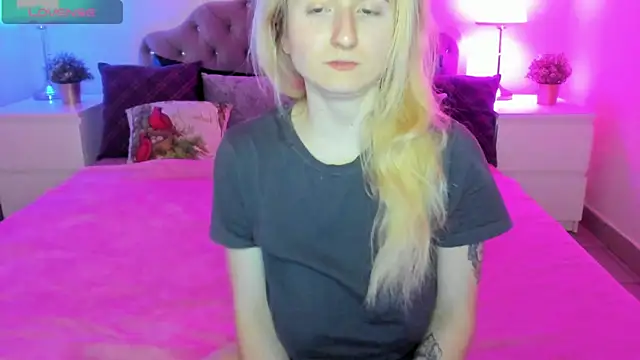 CamillaDreamer online show from January 10, 2026, 5:04 pm