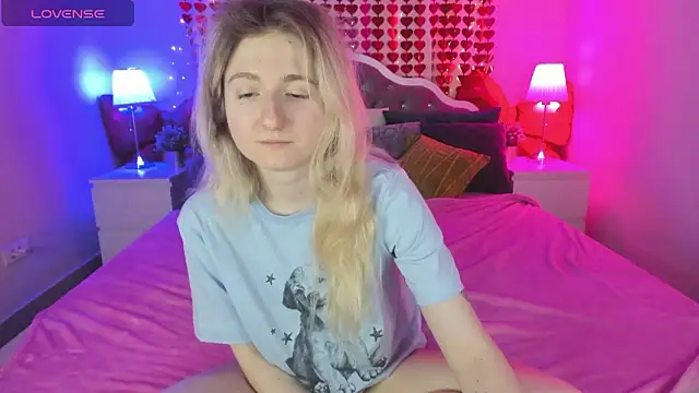 CamillaDreamer online show from February 22, 2026, 9:24 pm