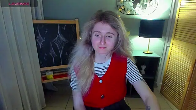 CamillaDreamer online show from March 29, 2026, 2:00 am