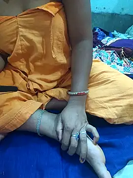 Snapshot of Desi_Lilly01 chatting on September 28, 2025, 10:20 am Desi Lilly01 online show from September 28, 2025, 10:20 am