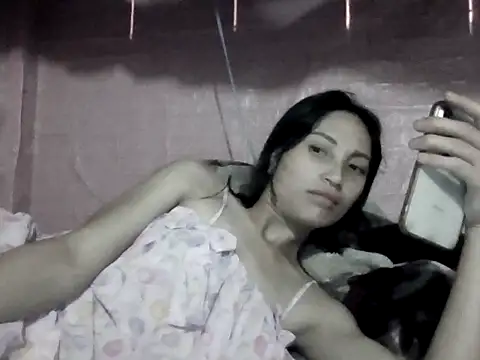 Snapshot of July_sexy69 chatting on May 23, 2026, 1:22 am July sexy69 online show from May 23, 2026, 1:22 am