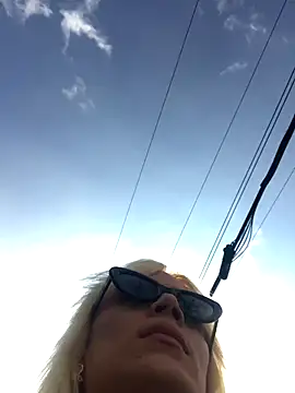 alexawinterrr online show from October 2, 2025, 9:11 pm