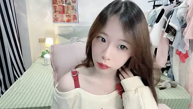 Snapshot of Gardenia-222 chatting on March 28, 2026, 12:49 pm Gardenia-222 online show from March 28, 2026, 12:49 pm