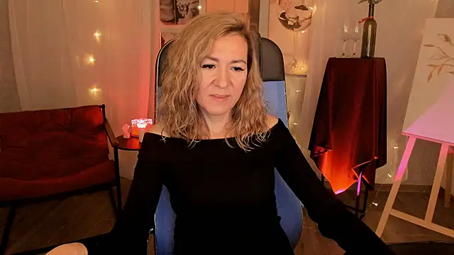 DonnaSmitth online show from December 22, 2025, 6:16 pm