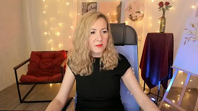 DonnaSmitth online show from February 2, 2026, 7:12 pm