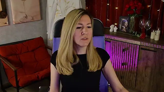 Snapshot of DonnaSmitth chatting on May 14, 2026, 6:47 pm DonnaSmitth online show from May 14, 2026, 6:47 pm