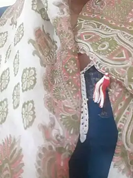 Meenu rani6 online show from April 14, 2026, 1:50 pm