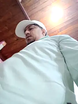 Snapshot of Tequilamaster chatting on April 9, 2026, 1:27 pm Tequilamaster online show from April 9, 2026, 1:27 pm