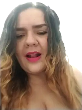 Snapshot of coral_marley chatting on October 20, 2025, 3:29 am coral marley online show from October 20, 2025, 3:29 am