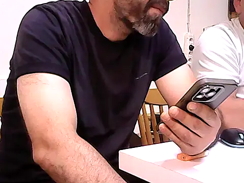 Amigo350535 online show from May 31, 2026, 2:57 pm