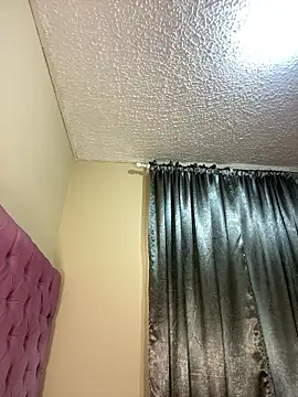 jesicamonroe44 online show from January 10, 2026, 12:51 pm