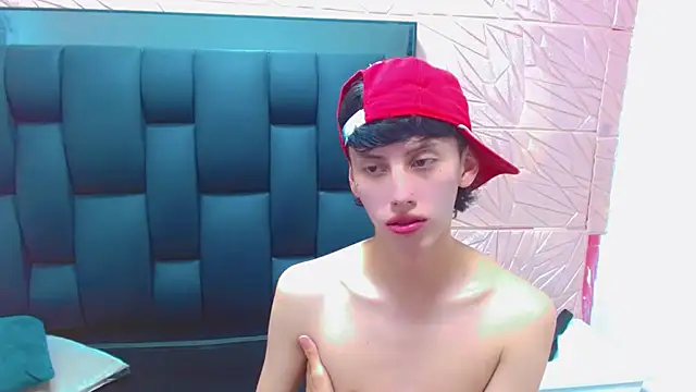 Snapshot of thaigo_twink38 chatting on January 17, 2026, 7:35 am thaigo twink38 online show from January 17, 2026, 7:35 am