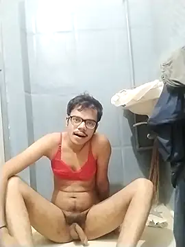 sexybobby13 online show from November 20, 2025, 8:58 am