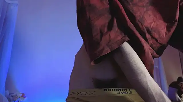 Snapshot of TommieHi chatting on October 22, 2025, 12:27 pm TommieHi online show from October 22, 2025, 12:27 pm