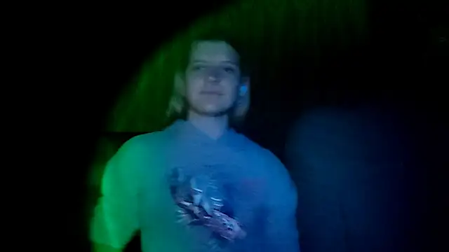 LynteriLain online show from October 7, 2025, 8:28 pm