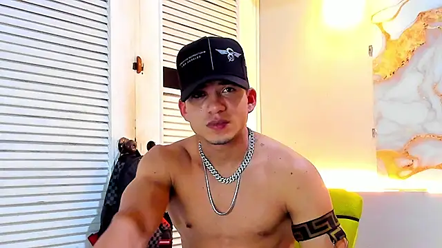 daniscot online show from November 6, 2025, 4:02 am