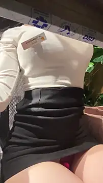 Gina999 online show from April 6, 2026, 2:31 am