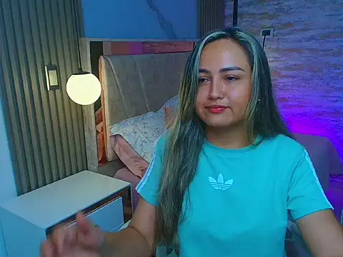 Snapshot of lila_cute1 chatting on October 7, 2025, 11:29 am lila cute1 online show from October 7, 2025, 11:29 am