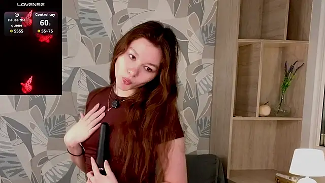 LewisThrone online show from November 2, 2025, 1:08 am