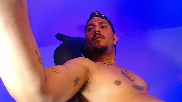 Snapshot of GSUS_PATRICK chatting on October 21, 2025, 1:17 am GSUS PATRICK online show from October 21, 2025, 1:17 am