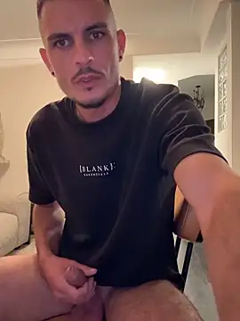 WildFlame2525 online show from September 29, 2025, 8:57 pm