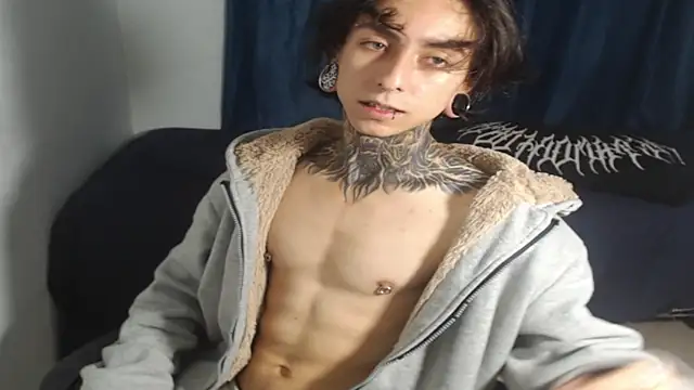 Snapshot of Kuregari_xs chatting on November 30, 2025, 11:53 pm Kuregari xs online show from November 30, 2025, 11:53 pm