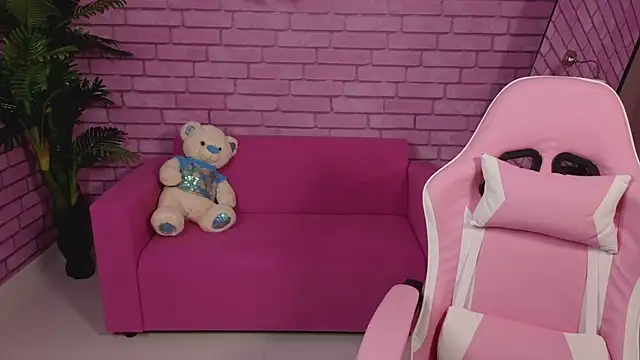 DominiqueSweetie online show from October 3, 2025, 9:12 pm