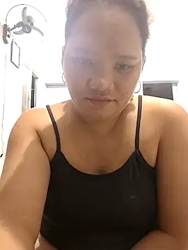 Snapshot of NestleGirl22 chatting on April 3, 2026, 12:03 pm NestleGirl22 online show from April 3, 2026, 12:03 pm