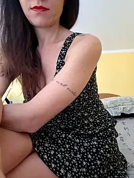 SonoSoloTua online show from November 12, 2025, 9:10 am