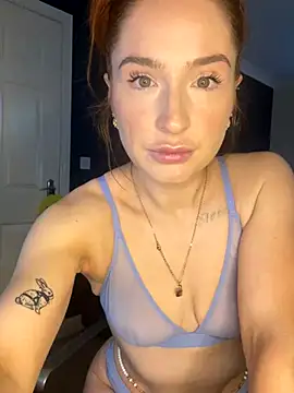 Cherry-L-28 online show from November 13, 2025, 12:48 pm