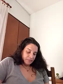 MoritaSalvaj online show from October 2, 2025, 1:07 pm