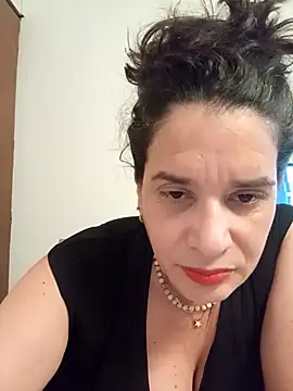 MoritaSalvaj online show from November 1, 2025, 1:51 am