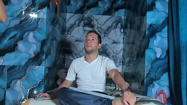 celesteyorucso1 online show from October 6, 2025, 8:50 pm