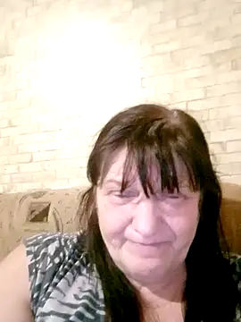 Apeesynka55211 online show from December 14, 2025, 8:46 pm