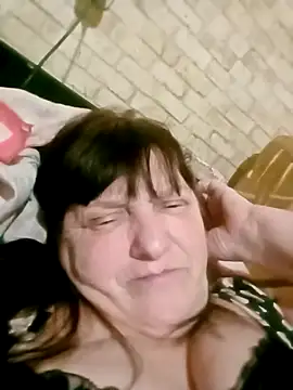 Apeesynka55211 online show from January 10, 2026, 8:10 pm