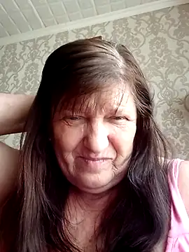 Apeesynka55211 online show from May 17, 2026, 8:01 am
