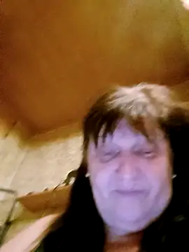 Apeesynka55211 online show from May 29, 2026, 8:07 pm